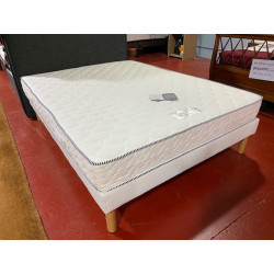 Matelas 180*200 CM D30 BELLE EPAISSEUR à emporter ou livré Lara confort FERME antiallergie coutil stretch. airbnb